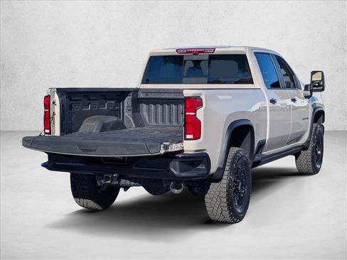 New 2026 Chevrolet Silverado 2500 ZR2 image 2