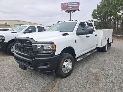 Used 2024 RAM 3500 Tradesman AWD/4WD image 3