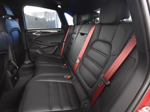 New 2025 Porsche Macan S image 16