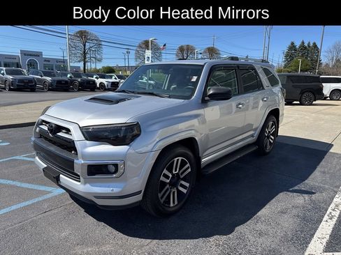 Used 2017 Toyota 4Runner Limited AWD/4WD image 8