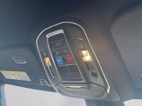 Used 2024 Jeep Wagoneer Series II w/ Flexible Seating Group AWD/4WD image 16