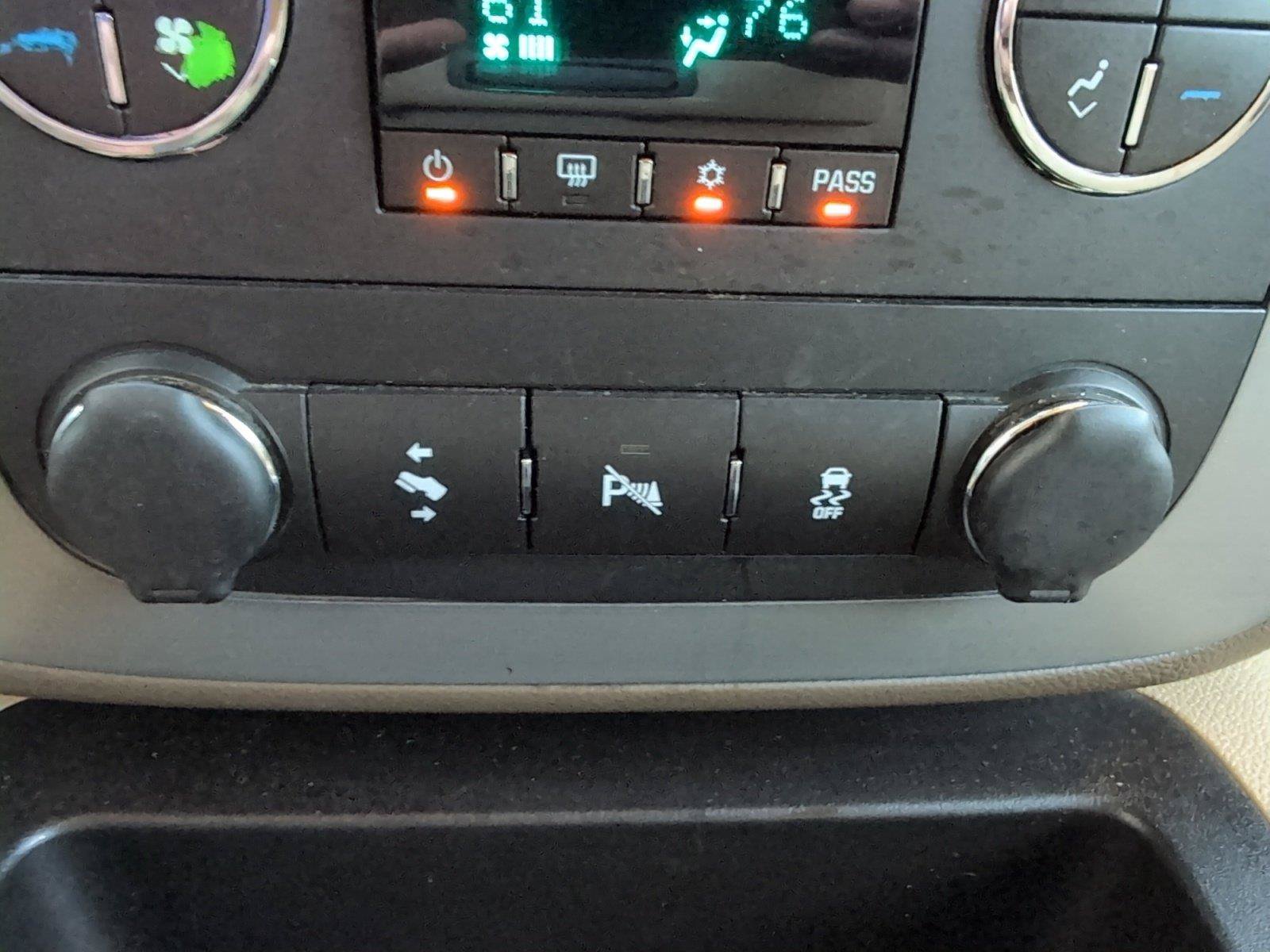Used 2013 GMC Yukon XL SLT AWD/4WD image 22