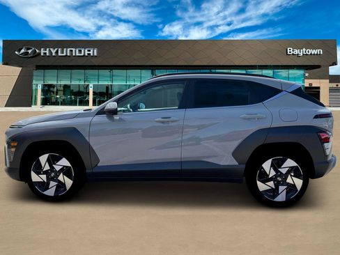 New 2026 Hyundai Kona Limited FWD image 3