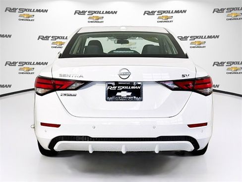 Used 2024 Nissan Sentra SV image 6