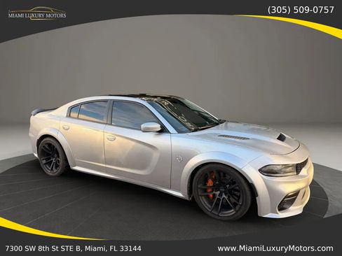 Used 2019 Dodge Charger SRT Hellcat image 1