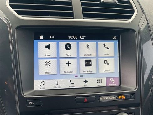 Certified 2017 Ford Explorer XLT w/ Equipment Group 202A image 15