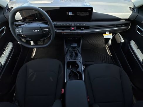 New 2026 Kia K4 FWD image 14