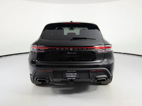 Certified 2026 Porsche Macan AWD/4WD image 6