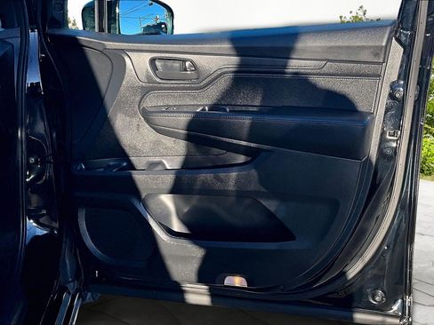 Used 2024 Honda Odyssey Sport image 24