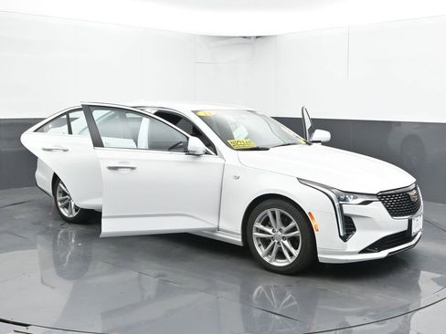 Used 2024 Cadillac CT4 Luxury image 51