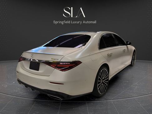 Used 2022 Mercedes-Benz S 580 4MATIC Sedan w/ AMG Line Package image 5