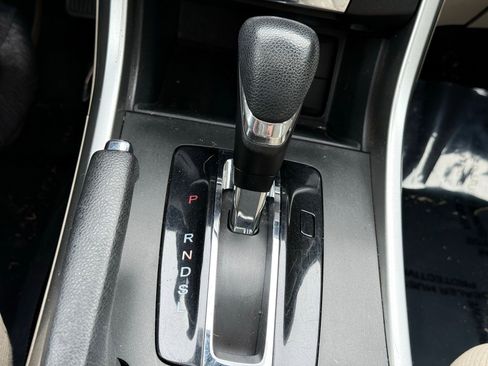 Used 2014 Honda Accord EX image 37