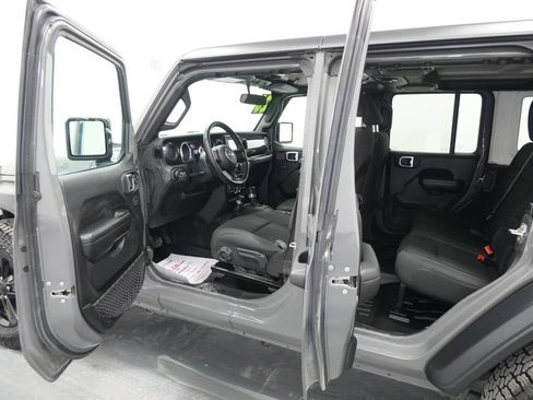 Used 2020 Jeep Wrangler Unlimited Sport AWD/4WD image 20