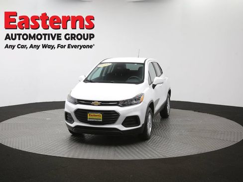 Used 2020 Chevrolet Trax LS w/ Tint and Cruise Package AWD/4WD image 54