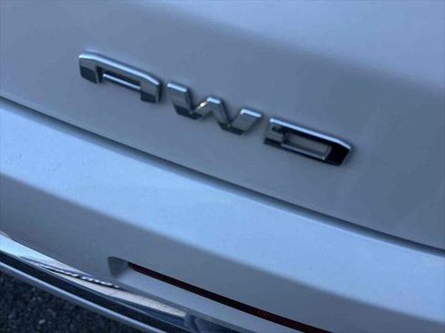 Used 2020 GMC Acadia Denali w/ Technology Package image 8