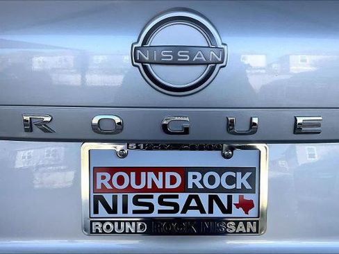 Certified 2023 Nissan Rogue SV image 9