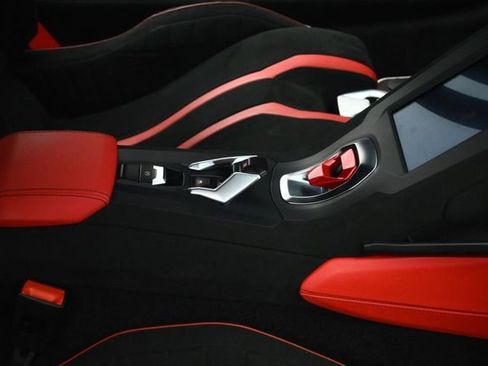 Used 2022 Lamborghini Huracan STO RWD image 55
