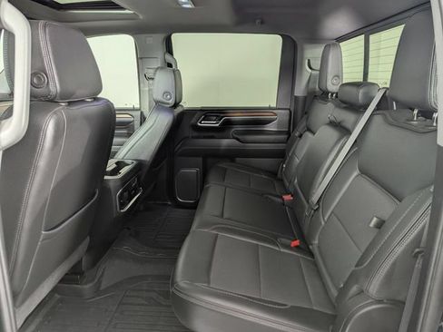 Used 2024 GMC Sierra 3500 Denali w/ Denali Reserve Package AWD/4WD image 15