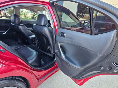 Used 2012 Lexus IS 250 image 28