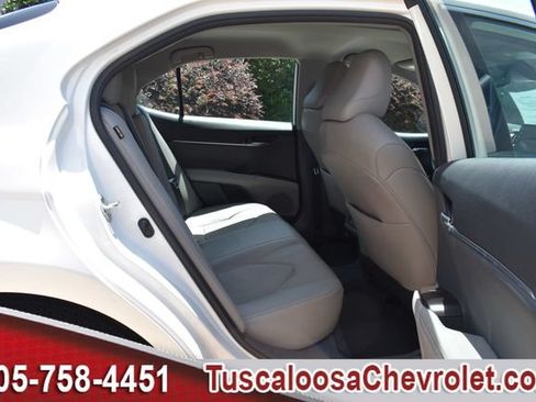 Used 2024 Toyota Camry XSE FWD image 15