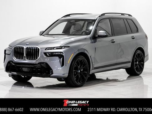 Used 2023 BMW X7 xDrive40i w/ M Sport Package image 1