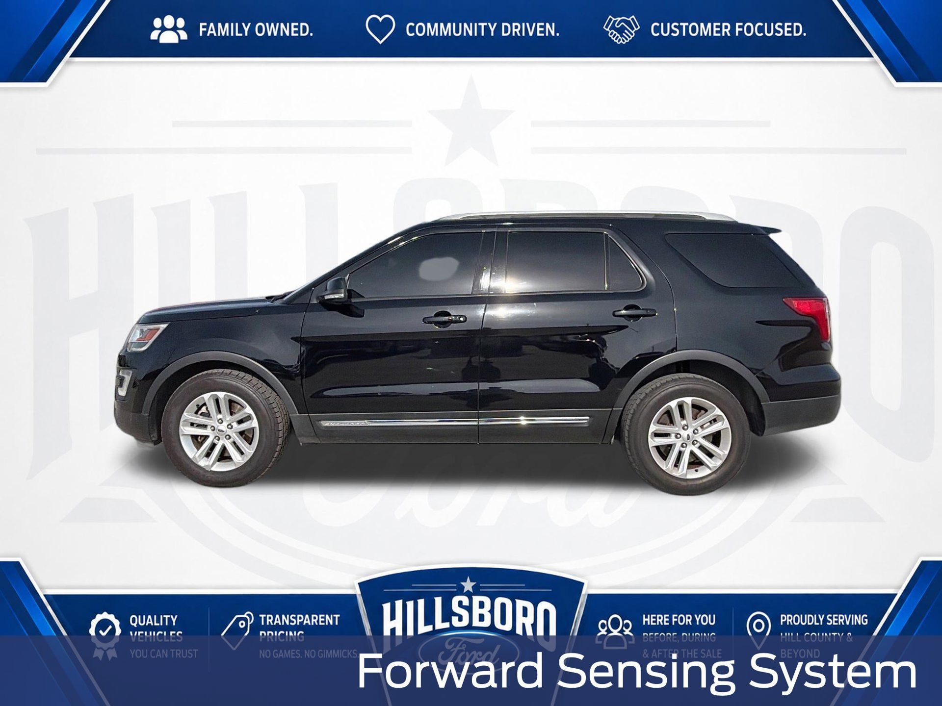 Used 2017 Ford Explorer XLT w/ Equipment Group 202A FWD image 12