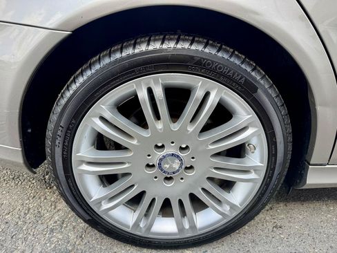 Used 2008 Mercedes-Benz E 350 4MATIC Sedan image 30