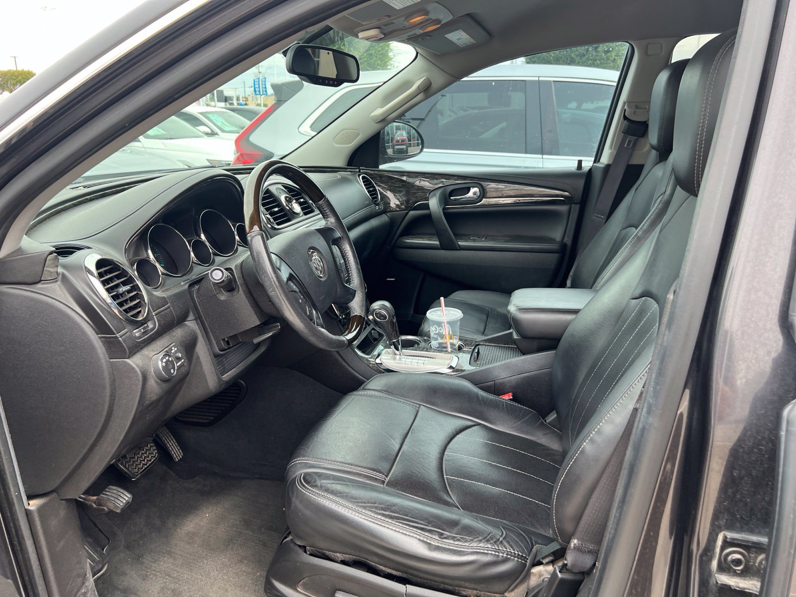 Used 2014 Buick Enclave Leather FWD image 3