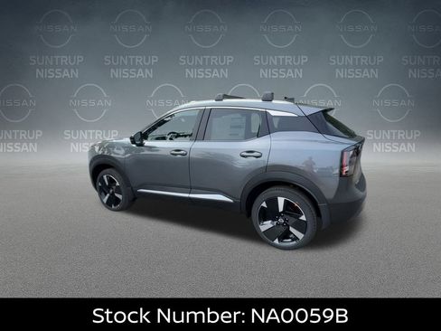 New 2026 Nissan Kicks SR w/ Cold Weather Package image 7