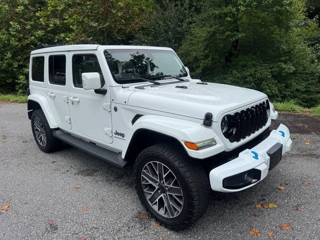 Used 2024 Jeep Wrangler High Altitude AWD/4WD image 4