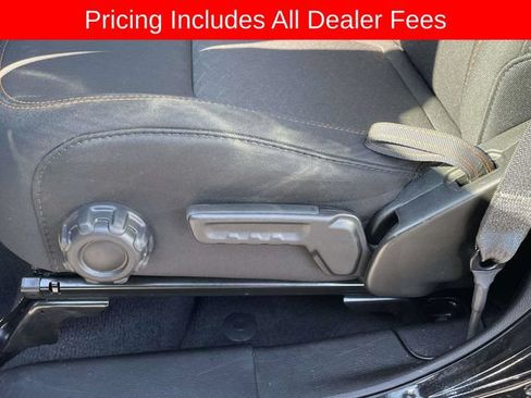 Used 2023 Jeep Gladiator Mojave AWD/4WD image 17
