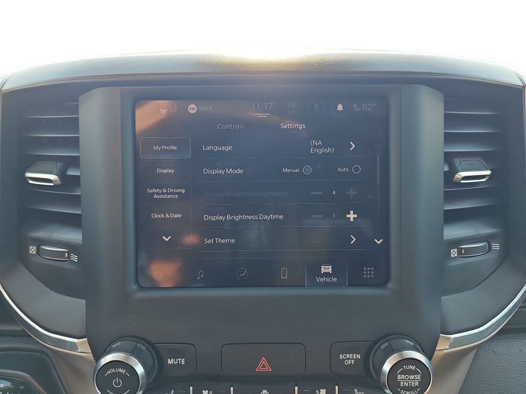 Used 2022 RAM 1500 Laramie AWD/4WD image 22