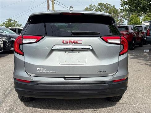 Certified 2024 GMC Terrain SLE AWD/4WD image 4