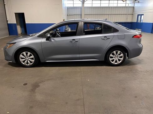 Used 2023 Toyota Corolla LE image 7