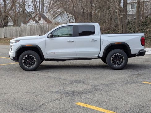 New 2026 GMC Canyon AT4 image 4