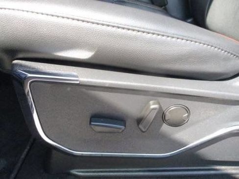 Used 2023 Ford F250 Lariat w/ Lariat Ultimate Package image 11