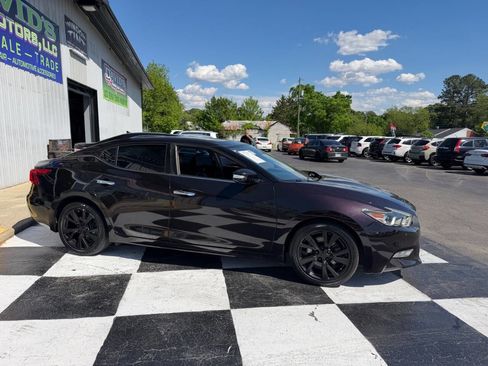 Used 2016 Nissan Maxima Platinum image 5