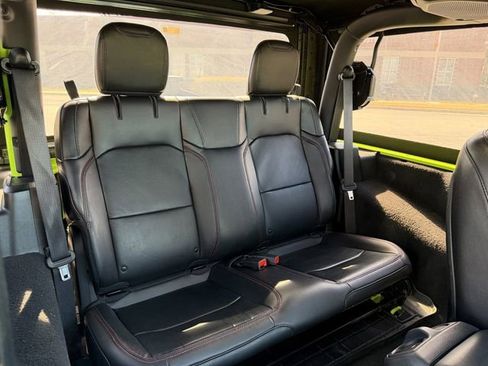 Used 2021 Jeep Wrangler Rubicon AWD/4WD image 27