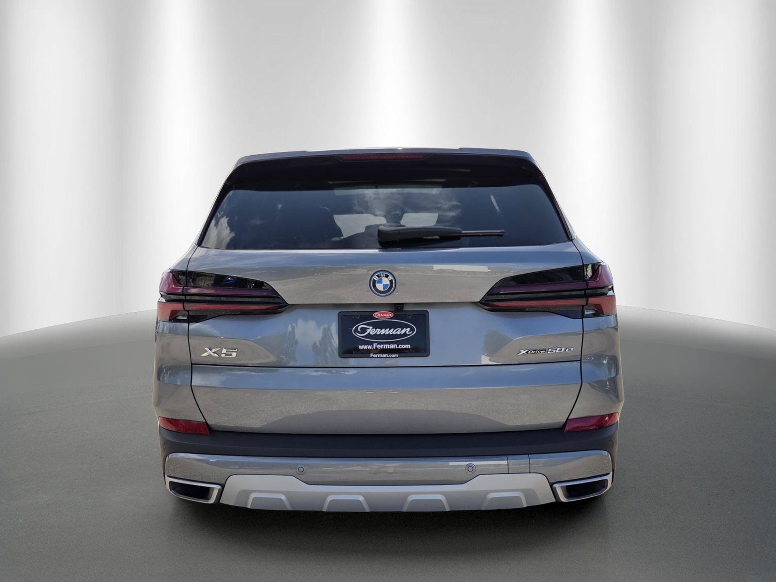 Used 2026 BMW X5 xDrive50e AWD/4WD image 5