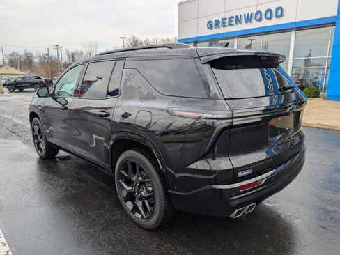 Used 2024 Chevrolet Traverse RS w/ LPO, Floor Liner Package image 3
