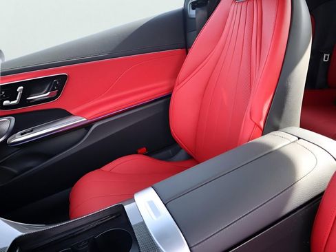 New 2026 Mercedes-Benz CLE 300 4MATIC Coupe image 32