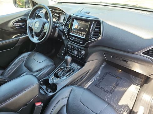 Used 2019 Jeep Cherokee Limited AWD/4WD image 14