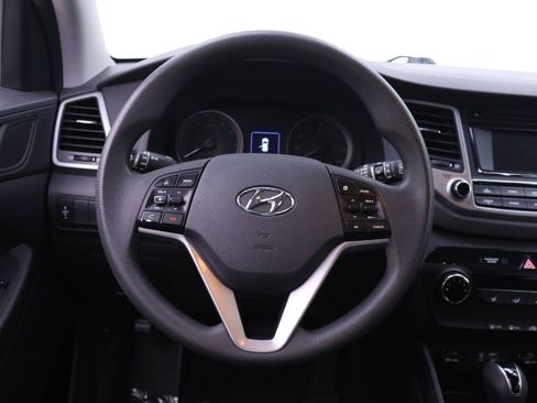 Used 2017 Hyundai Tucson SE FWD image 13