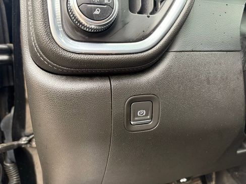 Used 2022 GMC Sierra 2500 Denali image 25