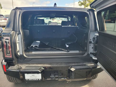 Used 2025 GMC Hummer EV 3X AWD/4WD image 7