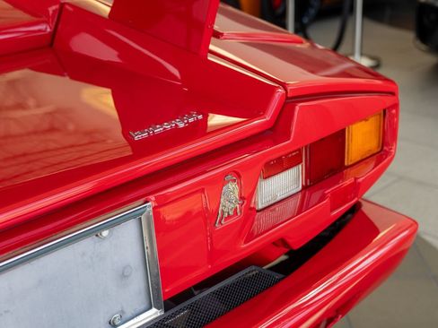Used 1989 Lamborghini Countach Coupe RWD image 5