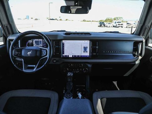 Used 2022 Ford Bronco Wildtrak AWD/4WD image 12