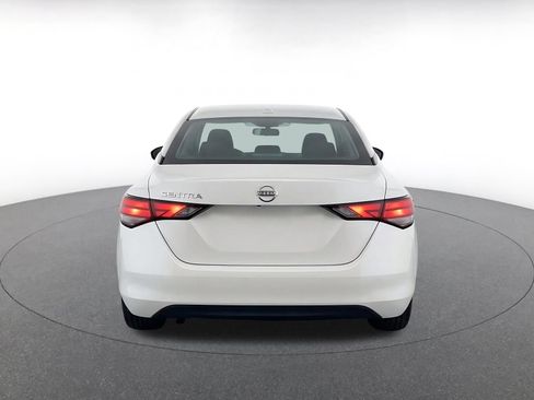 Used 2025 Nissan Sentra SV FWD image 8