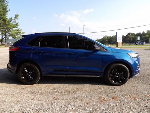 Used 2024 Ford Edge SE w/ Black Appearance Package AWD/4WD image 6