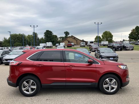 Used 2022 Ford Edge SEL w/ Convenience Package image 6